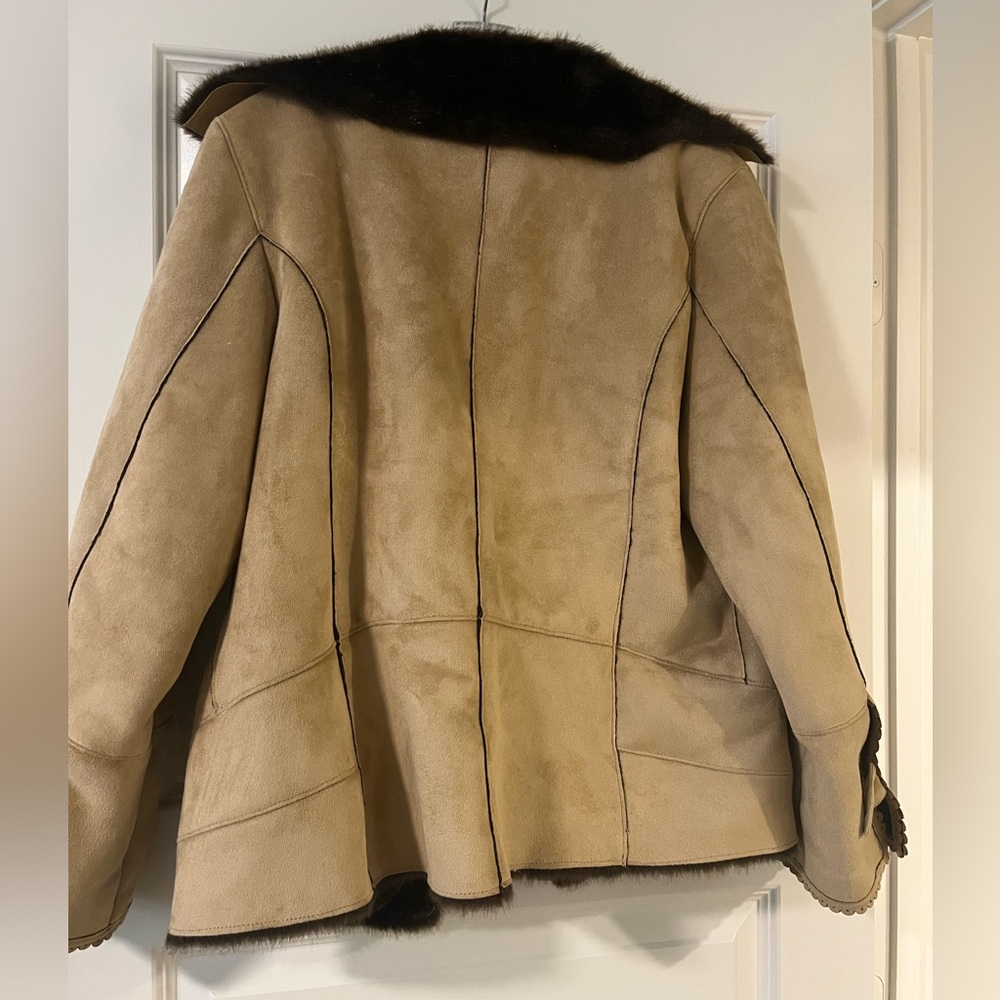 Faux Fur Coat - Picture 4 of 5